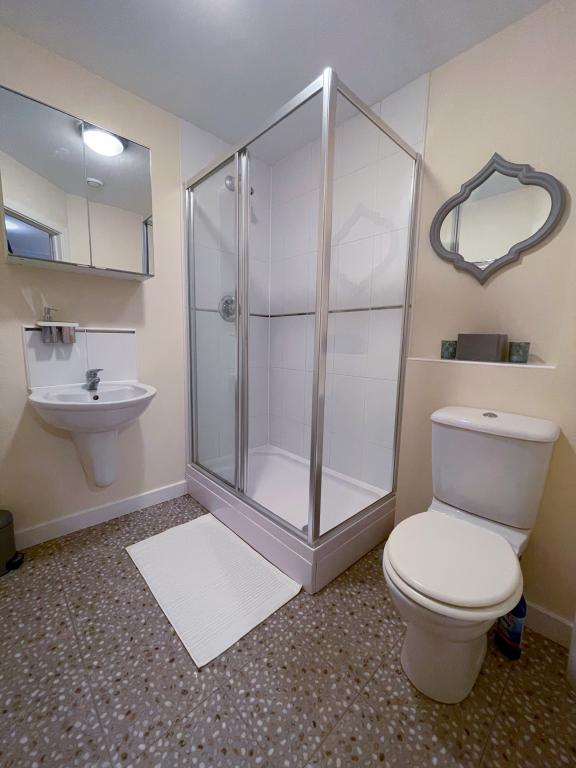 Air Rentals - Bathroom