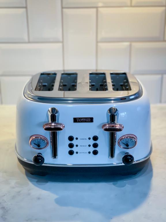 Air Rentals - Toaster