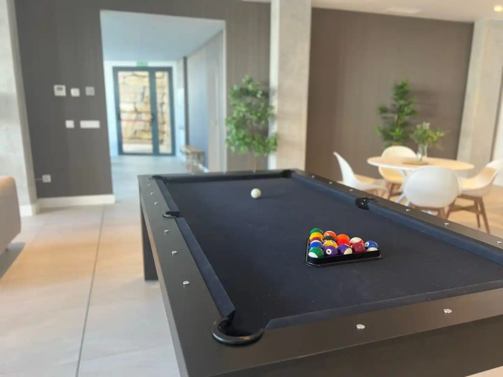 Malaga Pool Room